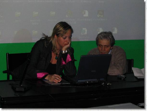 Clicca per scorrere le foto originali ingrandite