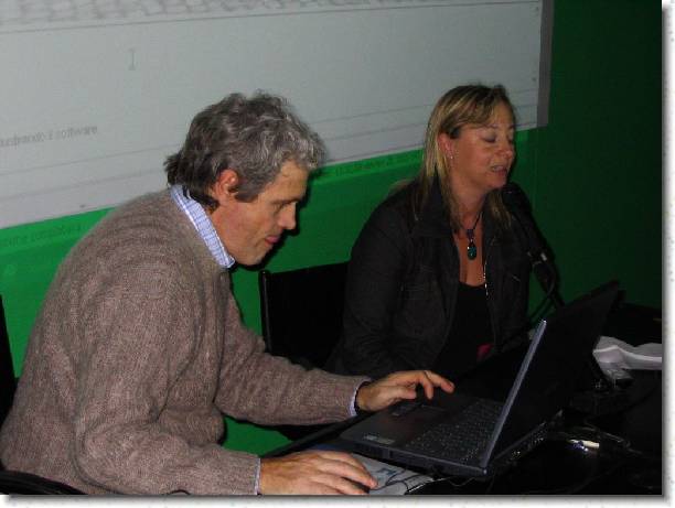 Clicca per scorrere le foto originali ingrandite