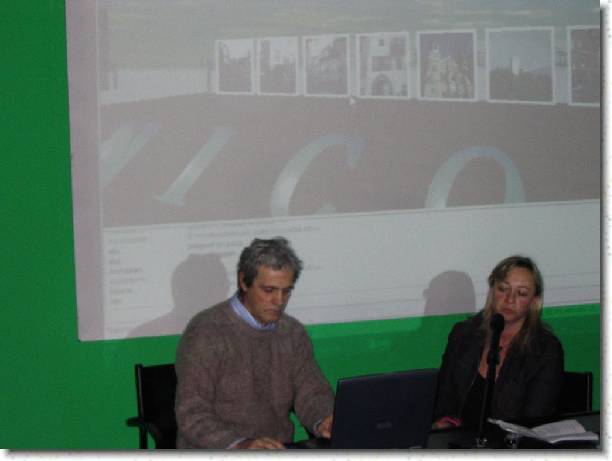 Clicca per scorrere le foto originali ingrandite